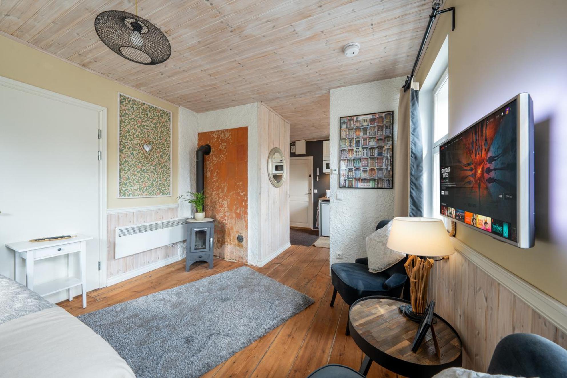 Garden Studio Next To Telliskivi & Old Town Talin Exterior foto